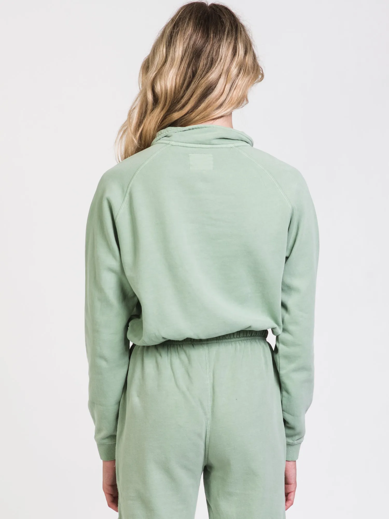 HARLOW KOURTNEY 1/4 ZIP - CLEARANCE