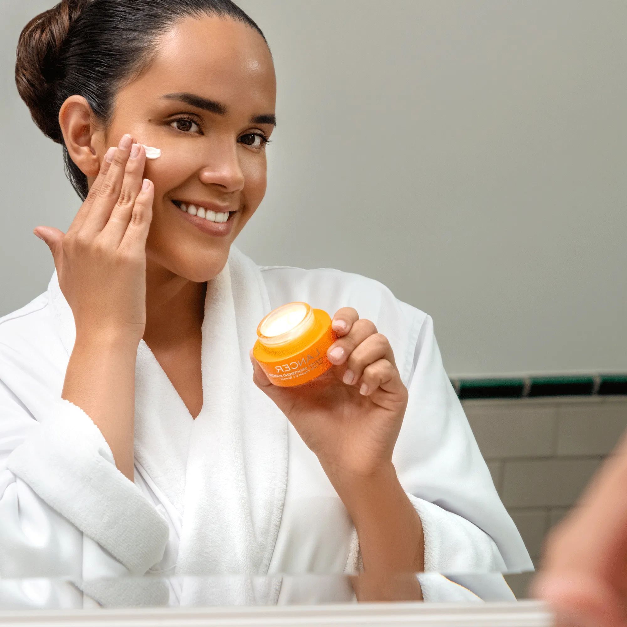 Instant Brightening Booster