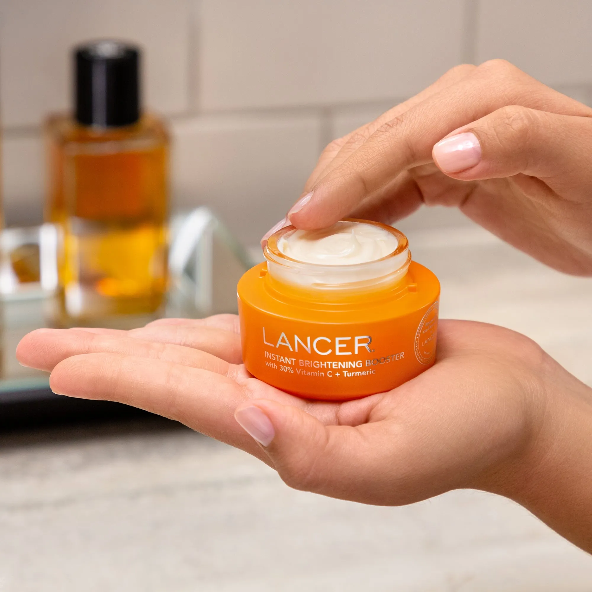 Instant Brightening Booster