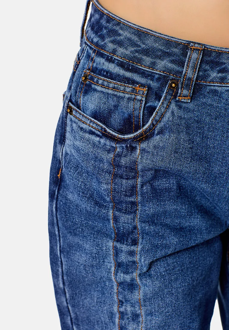 relaxed fit frayed hem jeans